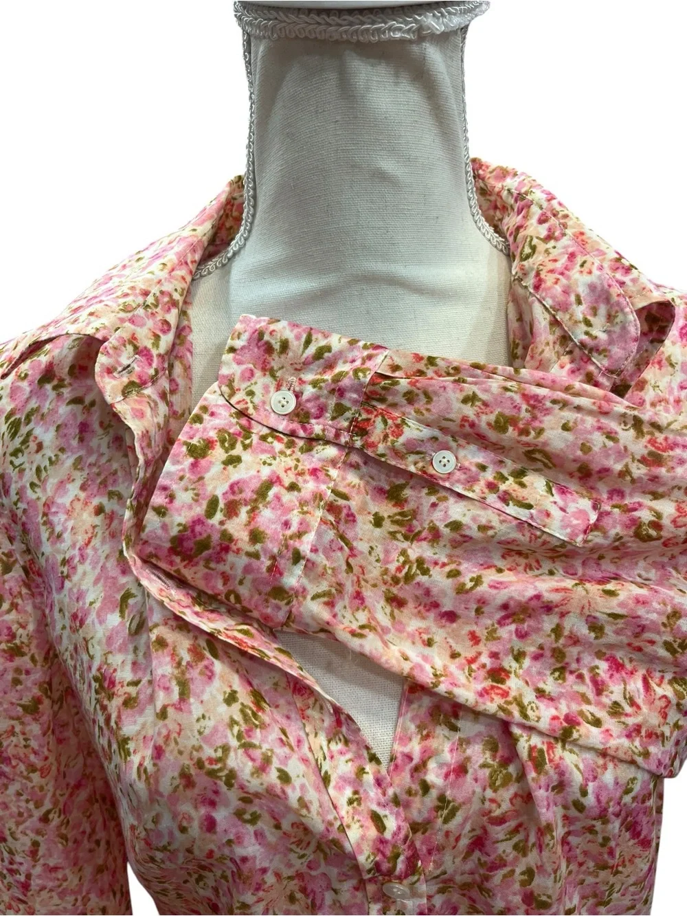 Talbots Pink Floral 100% Cotton Button Down Shirt Blouse Size 10